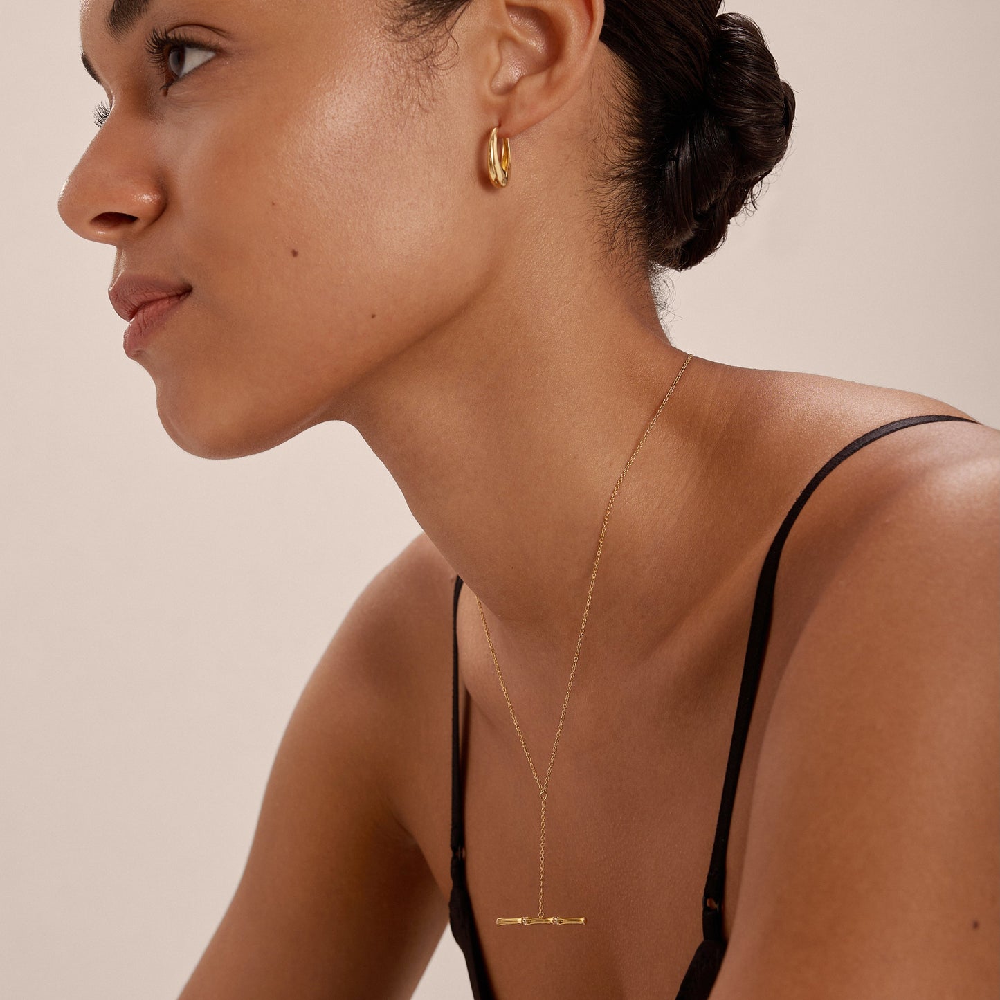 gold necklace with necklace