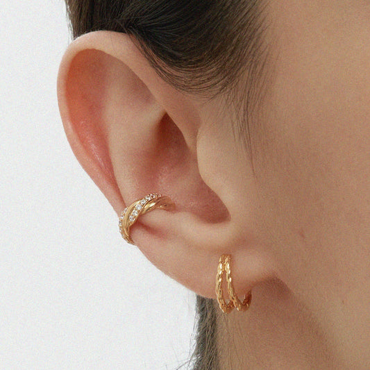 Vera Twisted Crystal Ear Cuff